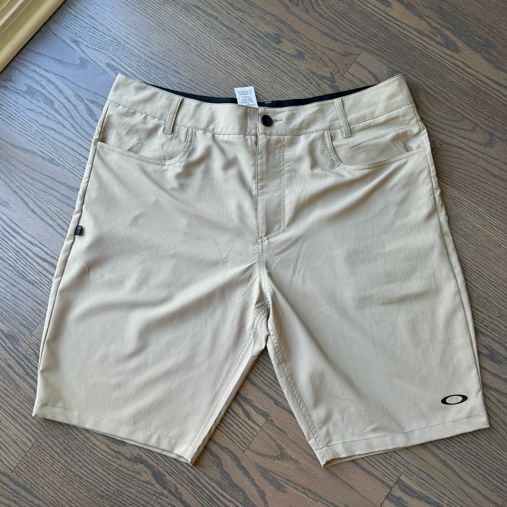 Preowned  Mens Oakley Regular Fit Golf Shorts Tan Size 38